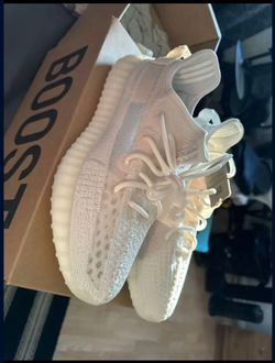 Adidas Yeezy Boost 350 V2 ‘Bone’