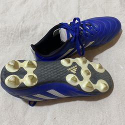 Adidas Youth Soccer Cleats - Size 5