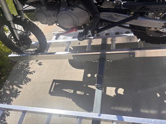 Black widow Hitched Dirtbike carrier
