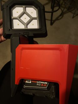 Milwaukee Light With Battery