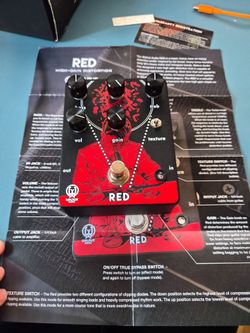 Walrus Red High Gain Distorion Pedal