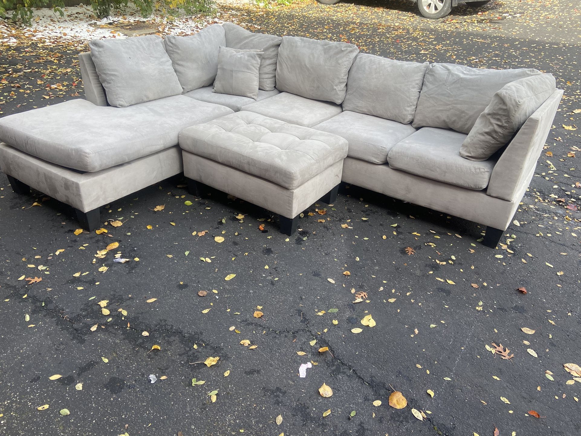 Gray Sectional And Ottoman ( Free Delivery)