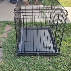 ** Medium Wired Dog Cage **