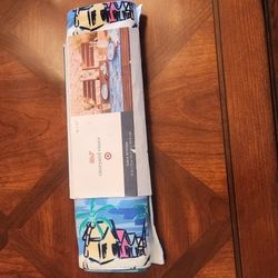Vineyard Vines Table Runner Summer