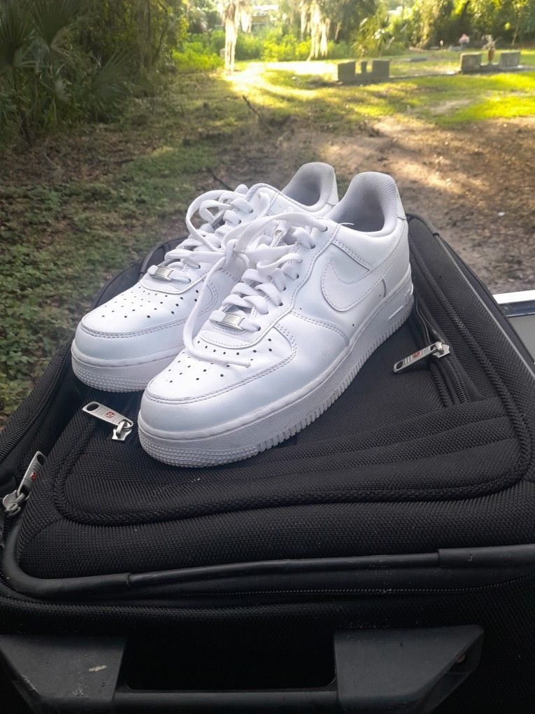 AF1