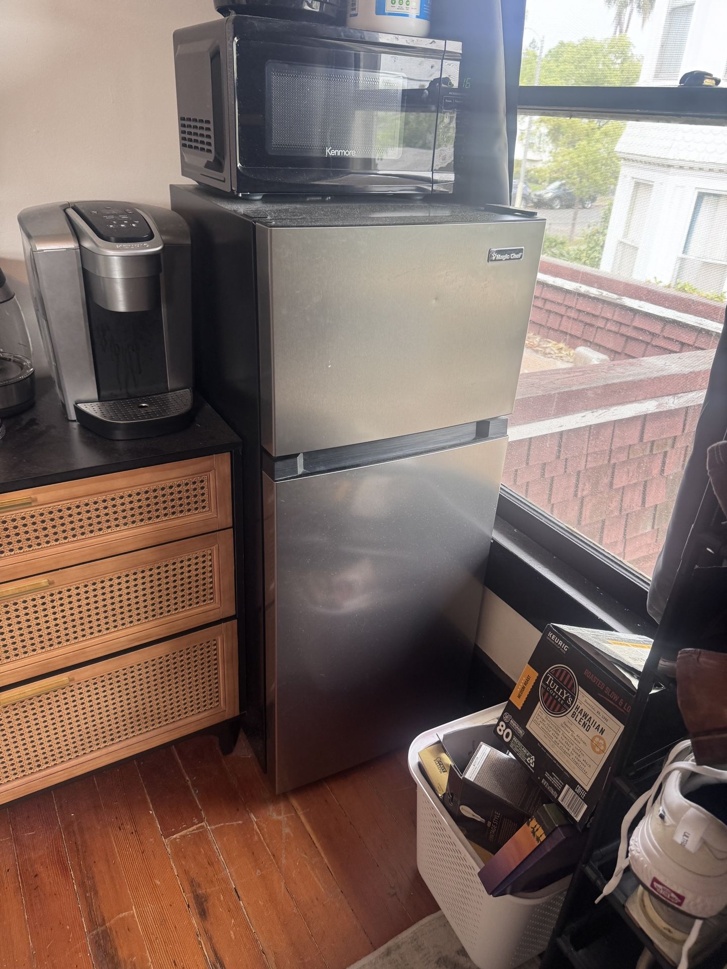 Magic Chef Mini Fridge and Freezer