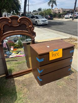 Free dresser and mirror