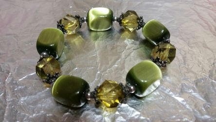 Elastic bracelet
