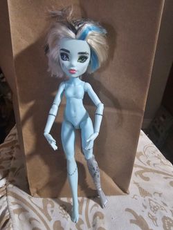 Monster high doll Frankie Stein damaged