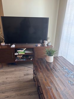 TV- Available for pick up
