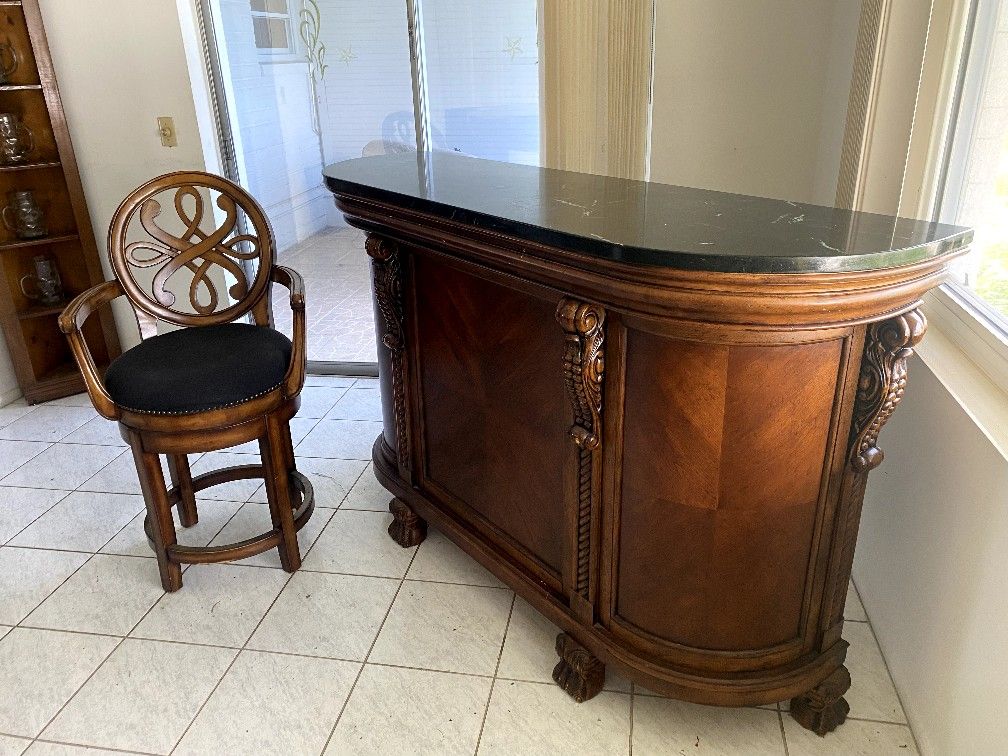Beautiful Home Bar And Stool