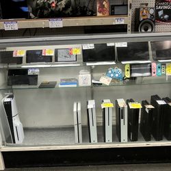 Apple, Samsung, Amazon Tablet