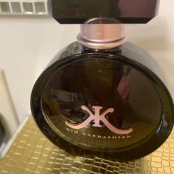 Kim k online favorite perfume