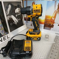NEW DEWALT 20V BRUSHLESS ATOMIC 1/2 DRILL DRIVER TOOL KIT 
