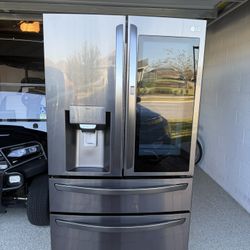 LG Fridge NEGOTIABLE