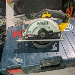 DeWalt Skill Saw