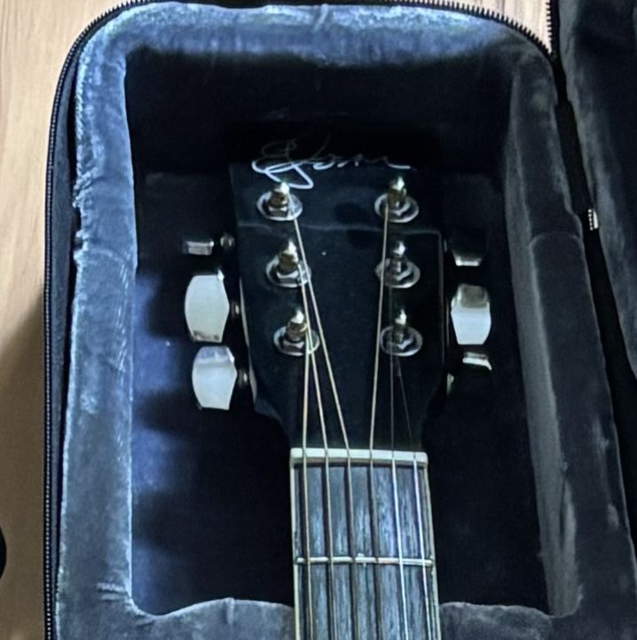 Esteban Acoustic Guitar