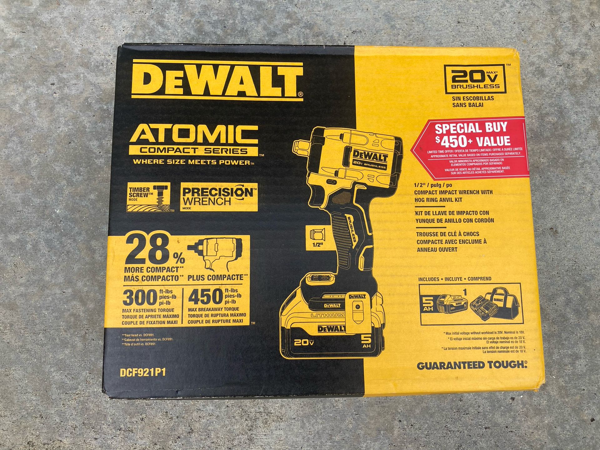 Dewalt ATOMIC DCF921 - 1/2 Inch Impact Wrench Kit - Brand New