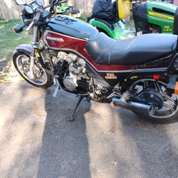 Honda sabre 1100 