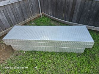 Husky tool box