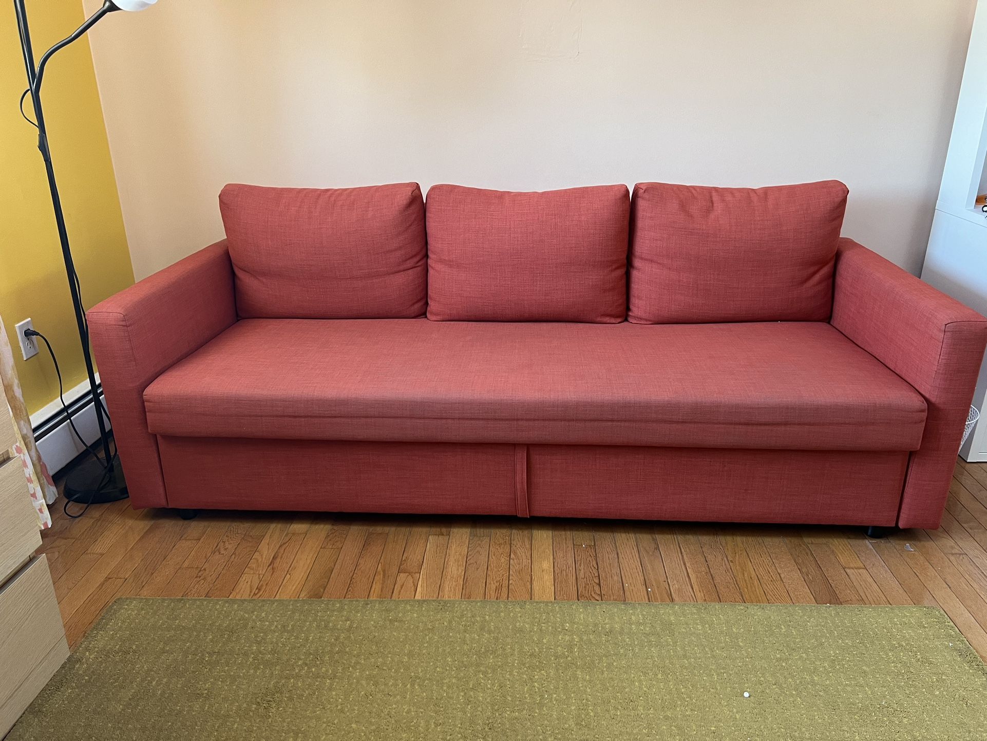 IKEA Couch – Clean, Comfy & Stylish A Lot Of Storage– Smoke/Pet-Free