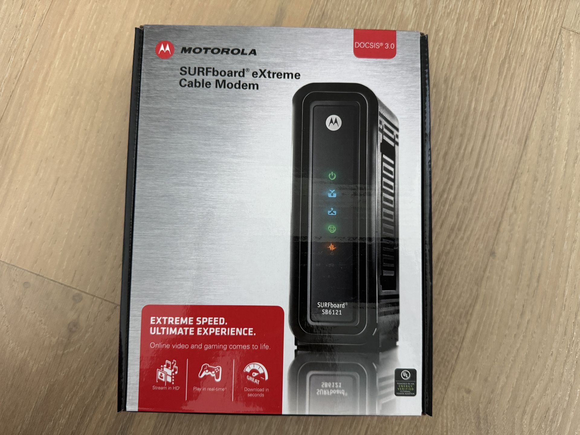 Motorola SURFboard SB6121 Cable Modem