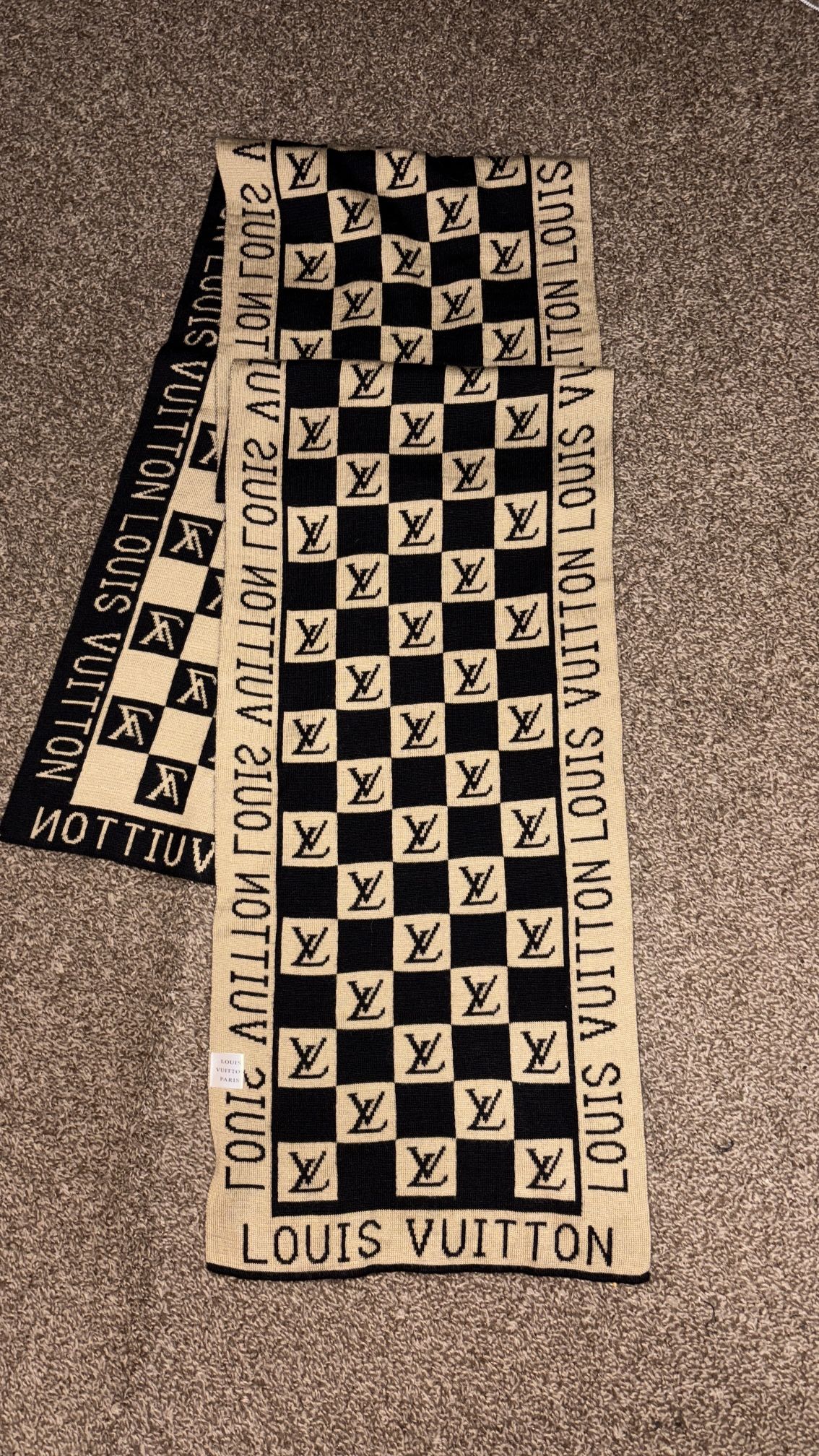 Louis Vuitton Scarf