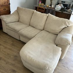 Couch With Recliner 