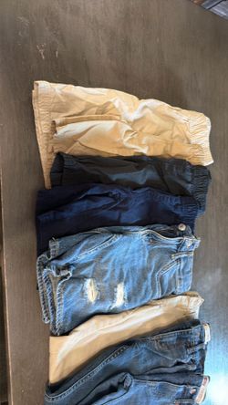 Size 8 SHORTS/Jeans