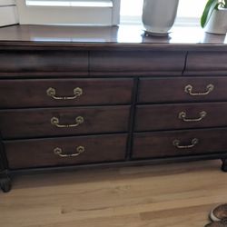 Ethan Allen British Classics Marques Dresser 29-5403 260 Cinnabar for Sale  in Saratoga, CA - OfferUp