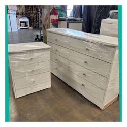 8 drawers dresser and nightstand/ Eight drawers dresser and nightstand