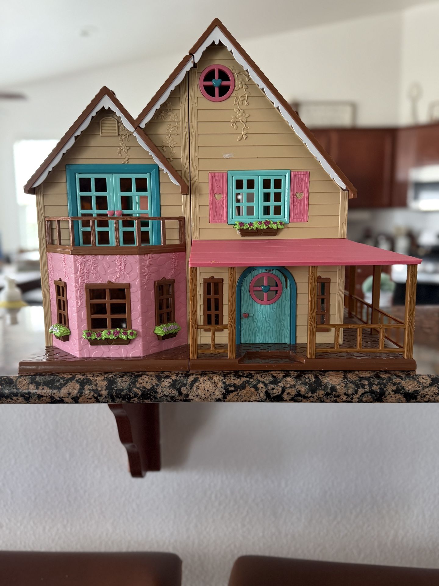 Toy House With Accessories
