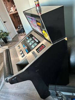 Vintage Casino Slot Machine