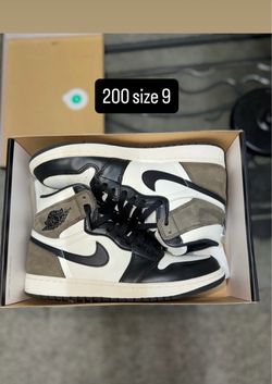Jordan 1 mocha size 9