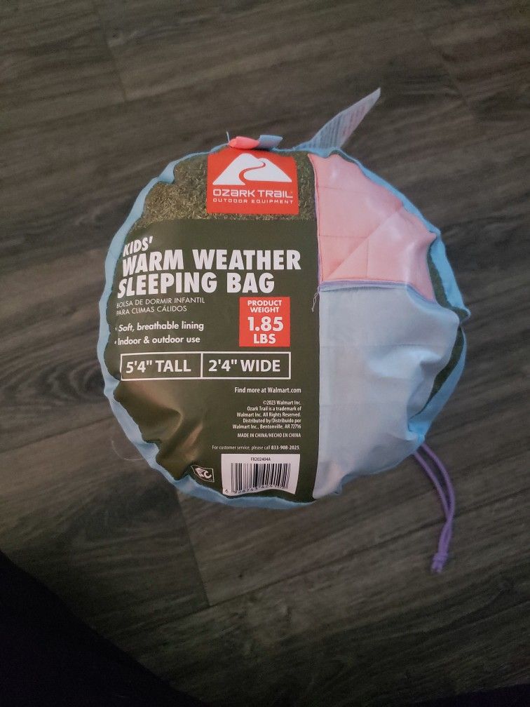 Ozark Trail 50F Youth warm weather rectangle sleeping bag - Teal & Pink