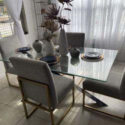 Dining Table With Chairs 