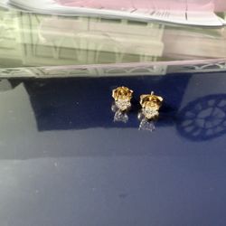 Natural Diamond Heart Earrings (Documents Included)