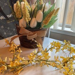 Floral Wall Decor -Turlock 