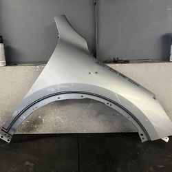 2020-2021-2022-2023-2024 FORD ESCAPE RIGHT FENDER OEM USED