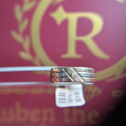 10K GOLD RING, 3-TONE