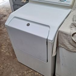 Maytag Super Capacity Electric Dryer 