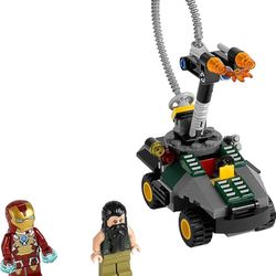 LEGO Super Heroes Iron Man vs. The Mandarin Ultimate Showdown
