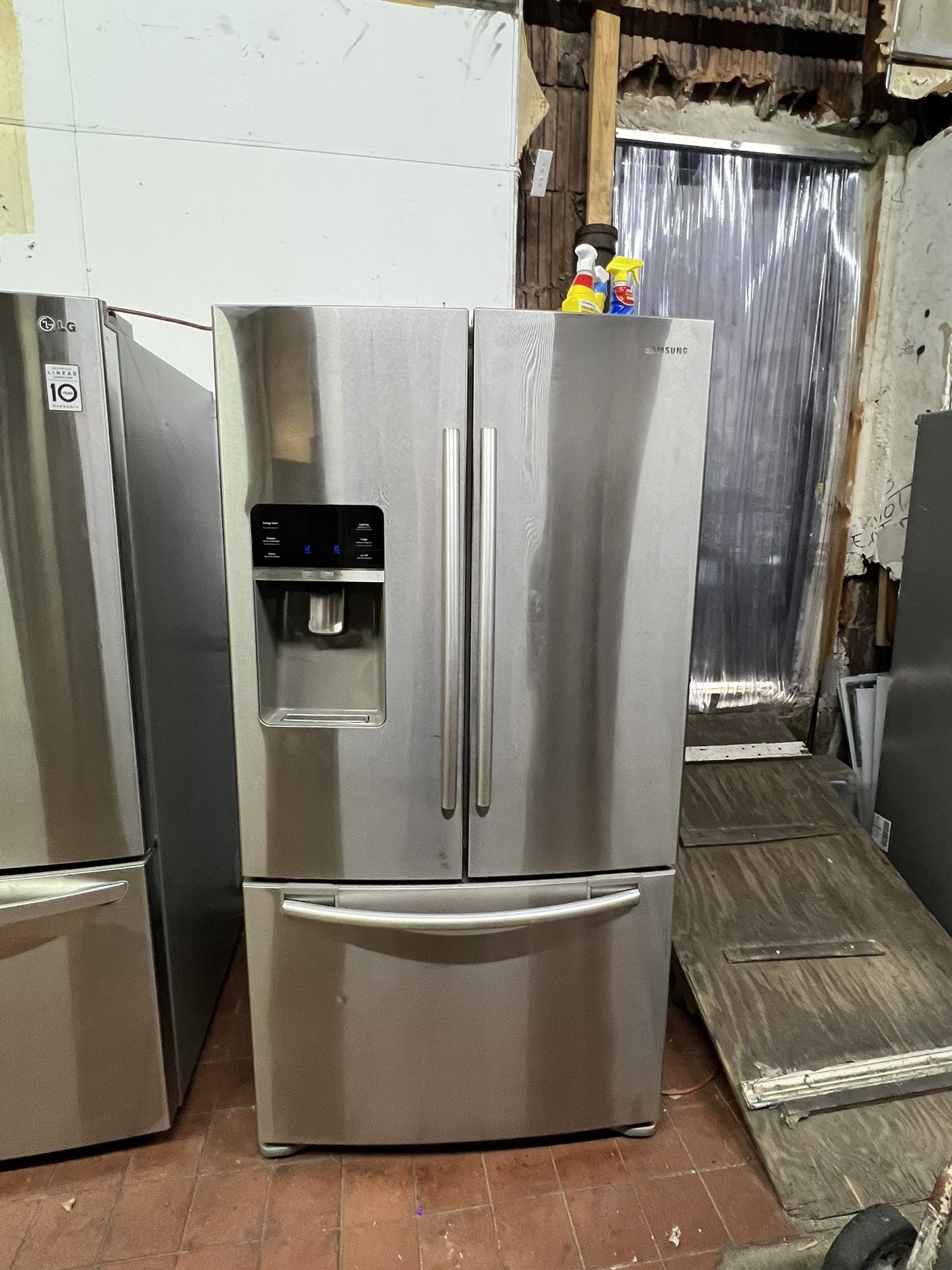 70X36X33 Samsung French Door refrigerator Stainless Steel/ Nevera Tres Puertas 
