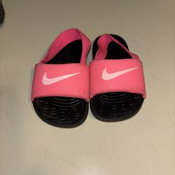 5c Nike Sandals