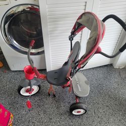 Radio Flyer Kids Stroll 'N Trike