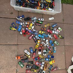 Diecast Car   Lot Of 144