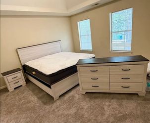 😍Brand New Farmhouse Light Grey King & Queen Bedroom Set - Mattress | Bed Frame, Dresser, Mirror & Nightstand • PAY AFTER DELIVERY 🚚