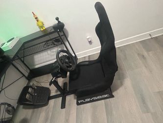 Playseat racing simulator stand and seat