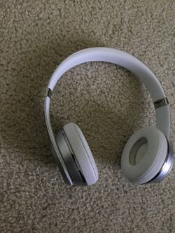 Wireless beat solo 3,s