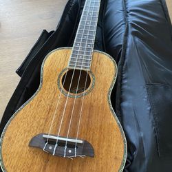 Oscar Schmidt OU5 Concert Ukulele with Gig Bag